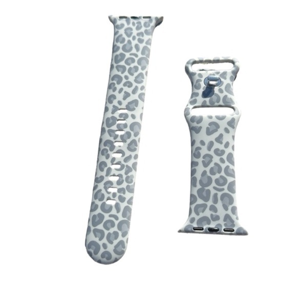 Leopard Print Silicone Replacement Band Compatible with 42/44MM Sizes - Picture 1 of 6